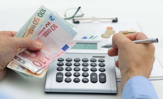 Για ποιους αυξάνεται το «χαράτσι» του ΕΦΚΑ