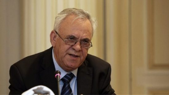 Δραγασάκης: Εφικτός ο στόχος για αύξηση εξαγωγών στο 50% του ΑΕΠ ως το 2025