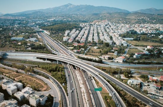 Τι αλλάζει σε λιμάνια, αεροδρόμια και δημόσια έργα