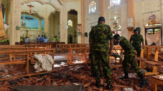 Στους 359 οι νεκροί στη Σρι Λάνκα – Σοκάρουν τα βίντεο που δείχνουν το μακελειό