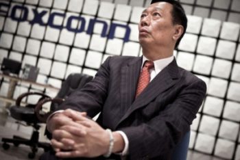 Παραιτείται το αφεντικό της Foxconn: Πάει για πρόεδρος της Ταϊβάν κατόπιν… θεϊκής παρέμβασης