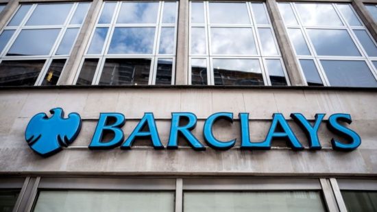 Barclays: Απροσδόκητα κέρδη αλλά σκέψεις για περαιτέρω περικοπές κόστους