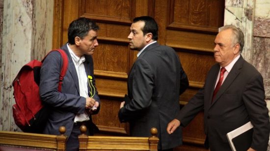 Ο Δραγασάκης προεξοφλεί ήττα του ΣΥΡΙΖΑ