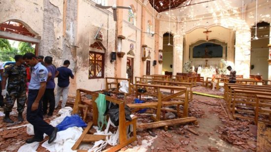 Σρι Λάνκα: Δύο αδέλφια γλίτωσαν από την πρώτη έκρηξη και σκοτώθηκαν στη δεύτερη -310 νεκροί