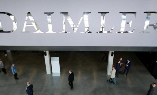 Περικοπές 10.000 θέσεων εργασίας σχεδιάζει η Daimler