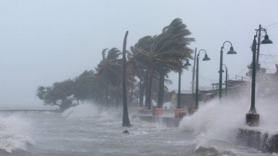 Ινδία: Απομακρύνονται 800.000 άτομα από τα σπίτια τους, λόγω του τυφώνα Φάνι