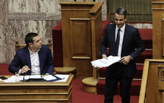 Σκληρή αντιπαράθεση Τσίπρα – Μητσοτάκη στη Βουλή