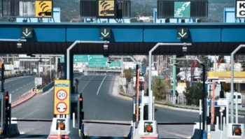 Απαλλάσσουν από διόδια πάνω από 35.000 κατοίκους σε δήμο Ωρωπού και Βαρνάβα