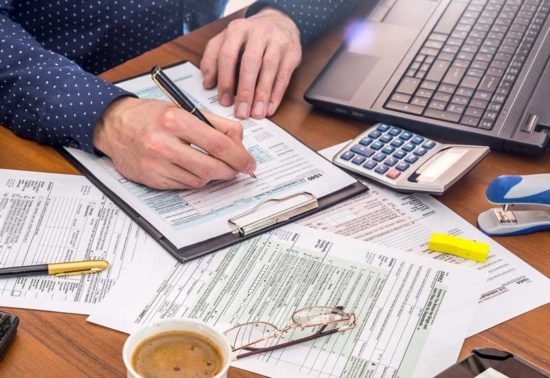 Δηλώσεις: Επιπλέον φόρος για ένα στα τρία εκκαθαριστικά