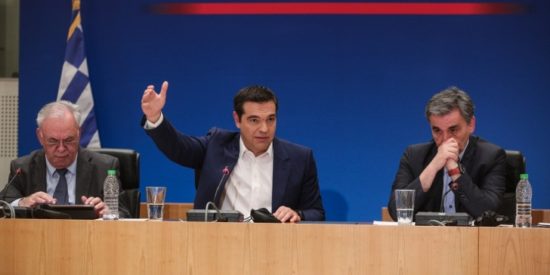 Handelsblatt: Ερχονται κυρώσεις για τα «προεκλογικά δώρα» Τσίπρα