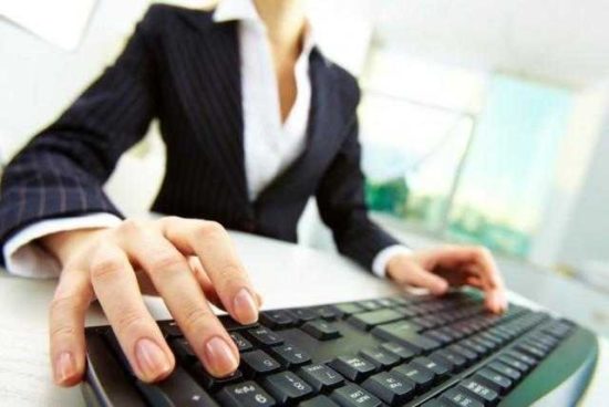 «Φρένο» στις προσλήψεις αορίστου χρόνου βάζει η διάταξη Αχτσιόγλου περί απολύσεων