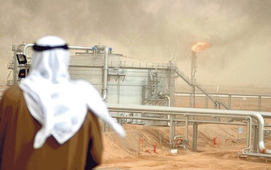 Η κεντρική τράπεζα των Εμιράτων, πιο απαισιόδοξη για την ανάπτυξη από το ΔΝΤ