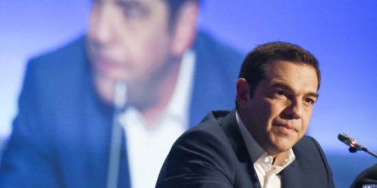 Γερμανικός Τύπος: Αγαθοεργία ή τέχνασμα οι παροχές Τσίπρα;