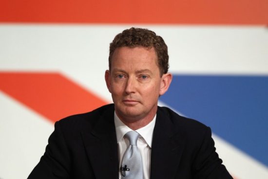 Mέλος της Βουλής των Λόρδων πήρε μπόνους 4 εκατ. για την αναίρεση των κυρώσεων στον Deripaska