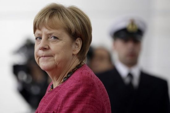 Γερμανία: Ιστορικά χαμηλά για τον συνασπισμό της Μέρκελ – Σε κρίση ταυτότητας η κυβέρνηση
