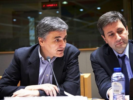 Οι «χρησμοί» της ΕΛΣΤΑΤ θα κρίνουν τη λήψη νέων μέτρων