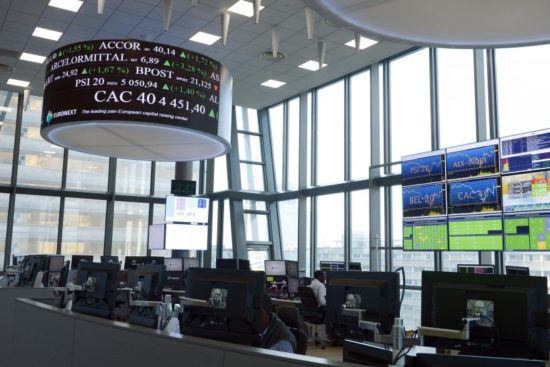 Με ισχυρά κέρδη έκλεισαν οι ευρωπαϊκές αγορές μετά από ράλι, λόγω Ντράγκι