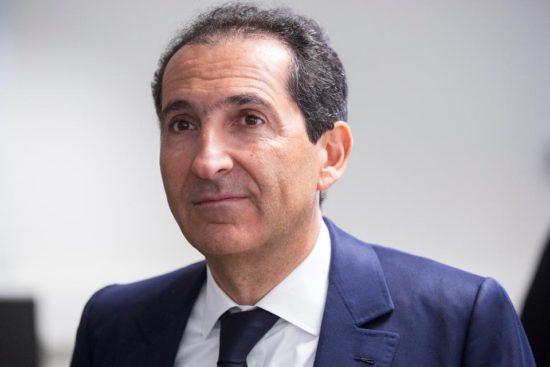 Patrick Drahi: Ποιος είναι ο μεγιστάνας που αγόρασε τον οίκο Sotheby’s για 3,7 δισ. δολάρια