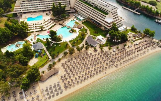 Πόρτο Καρράς: Η Fortress και οι… μνηστήρες που δεν ήρθαν