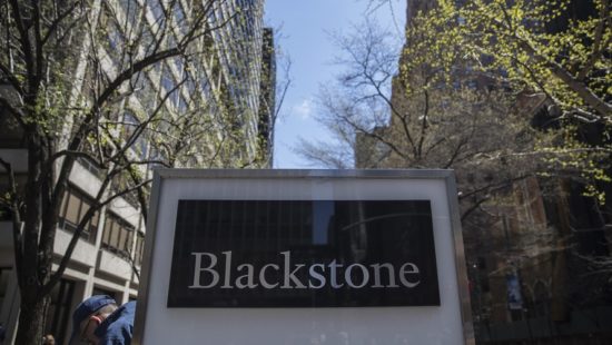 Blackstone: «Χρυσή» συμφωνία $18,7δισ. για την αγορά περιουσιακών στοιχείων logistics