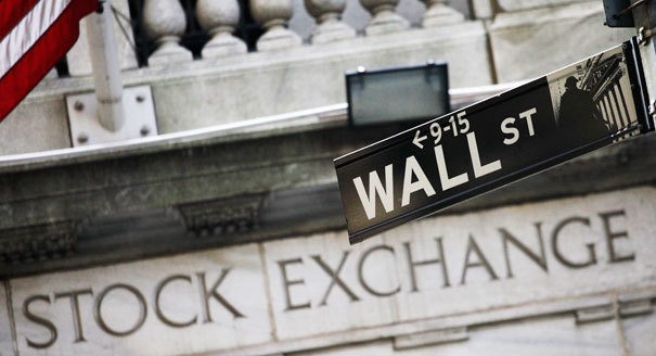 Wall Street: Ανοδος για τους δείκτες με νέες ελπίδες για μειώσεις επιτοκίων (upd)