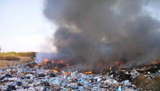 Πυρκαγιά στην χωματερή των Άνω Λιοσίων