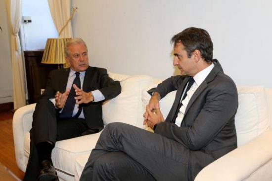 Σύσκεψη υπό τον πρωθυπουργό για το μεταναστευτικό τη Δευτέρα στο Μαξίμου