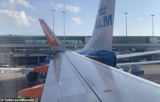 Σύγκρουση αεροσκαφών στο έδαφος στο αεροδρόμιο του Άμστερνταμ