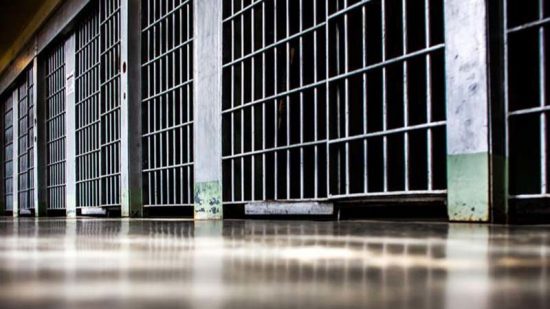 Κορωνοϊος: Έκτακτα μέτρα και στις φυλακές – Τι αποφασίστηκε