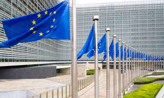 Κομισιόν: Δεν κινείται διαδικασία υπερβολικού ελλείμματος για την Ιταλία