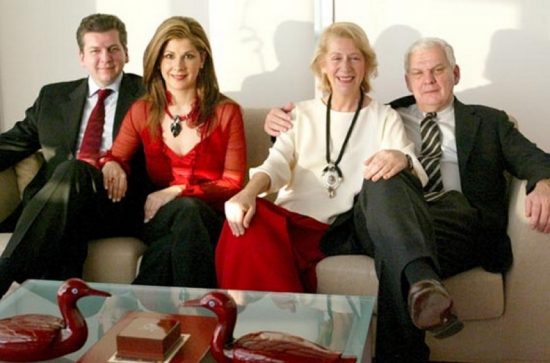 Οι «εντιμότατοι φίλοι» της οικογένειας Κουτσολιούτσου 