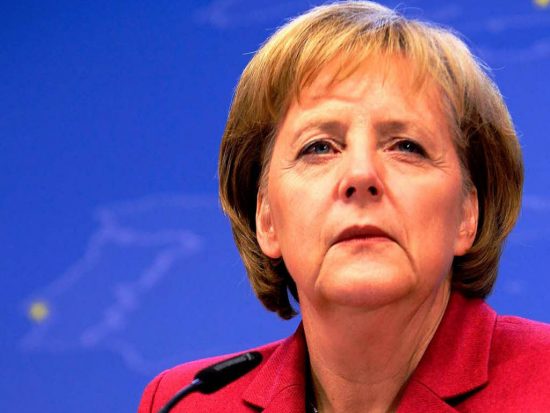 Die Welt: Η Μέρκελ επιστρέφει τριπλά ταπεινωμένη στο Βερολίνο