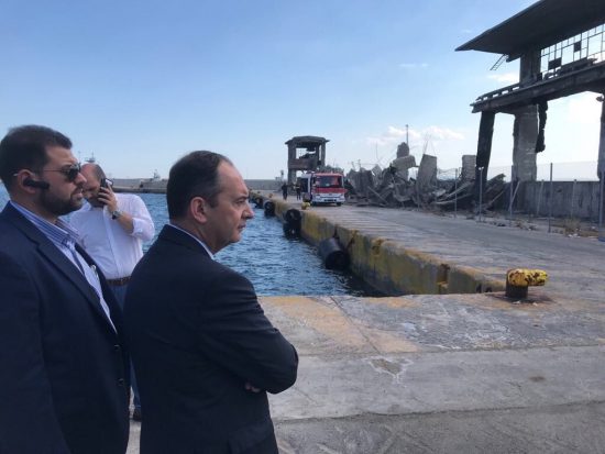 Στο λιμάνι του Πειραιά ο Πλακιωτάκης