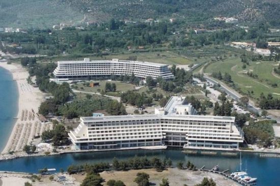 Πόρτο Καρράς: Το πόρισμα του συμβούλου για την πώληση στον Σαββίδη – Tο επόμενο βήμα του ομίλου Στέγγου