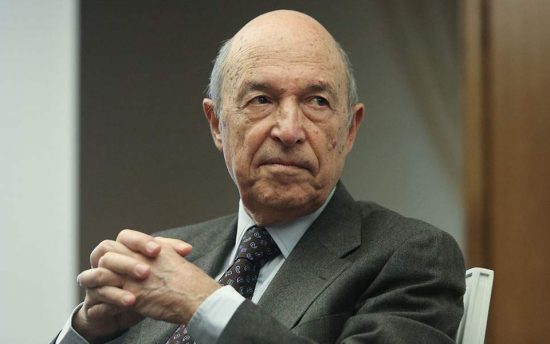 Αλληλεγγύη Σημίτη στην Athens Voice μετά την επίθεση