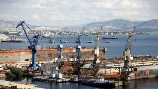 Ναυπηγεία Σκαραμαγκά: Απογοήτευσαν οι προσφορές – 15,1 εκατ. από τον Πριόβολο (upd)