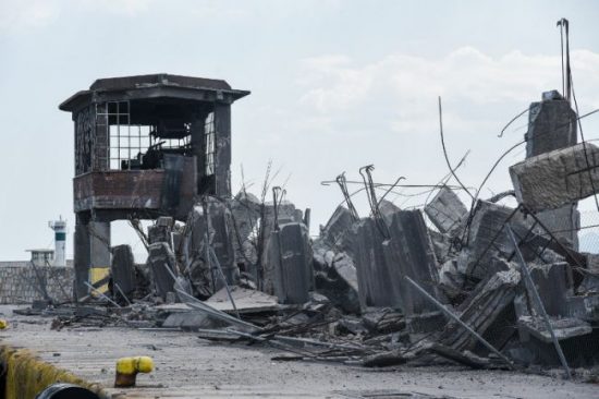 Κατέρρευσε ο παλιός ταινιόδρομος στο λιμάνι του Πειραιά