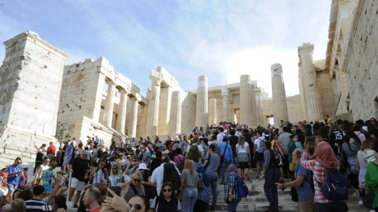 Εθνική Τράπεζα: Σε πορεία για νέα ρεκόρ ο ελληνικός τουρισμός (γράφημα)