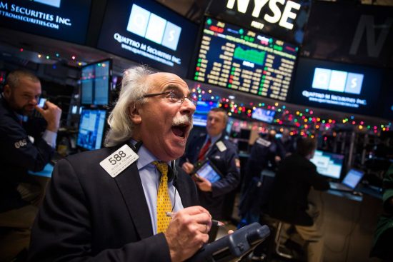 Wall Street: Με ρεκόρ όλων των εποχών έκλεισε ο Dow