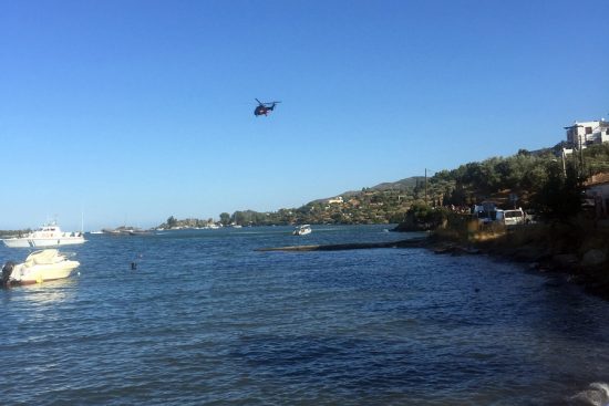 Αναζητούνται τα αίτια της πτώσης του ελικοπτέρου στον Πόρο