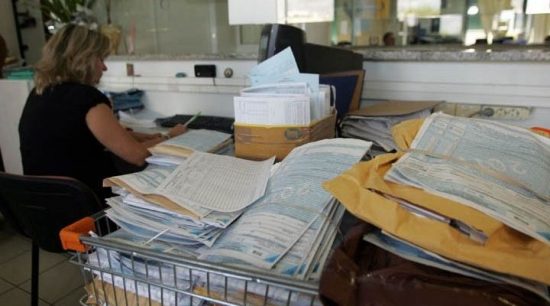 Ξεπέρασε το ψυχολογικό όριο των €1000 ο μέσος «κατά κεφαλήν» φόρος