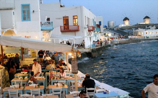 Οι ξένες αεροπορικές επιστρέφουν στα ελληνικά νησιά φέτος το καλοκαίρι