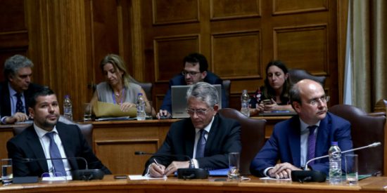 Χατζηδάκης: Και στη Δικαιοσύνη αν χρειαστεί το θέμα της ΔΕΗ