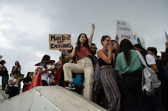 Εκατοντάδες χιλιάδες διαδηλωτές σε όλο τον κόσμο για την κλιματική αλλαγή