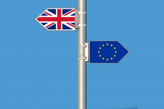 Brexit: Αύριο Πέμπτη στις Βρυξέλλες η συνάντηση Μπαρνιέ – Μπάρκλεϊ