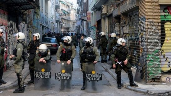 Νέα αστυνομική επιχείρηση εκκένωσης κτηρίου στα Εξάρχεια