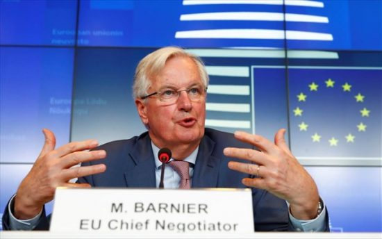 Δεν αισιοδοξεί ο Μπαρνιέ για την αποφυγή ενός no-deal Brexit
