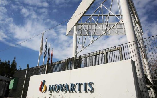 Η Novartis σκέφτεται να πουλήσει τις μονάδες οφθαλμολογίας και αναπνευστικού