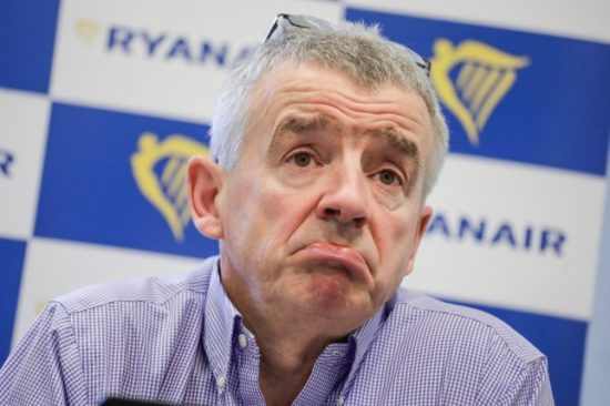 Η Ryanair «παγώνει» τις πληρωμές στη Boeing