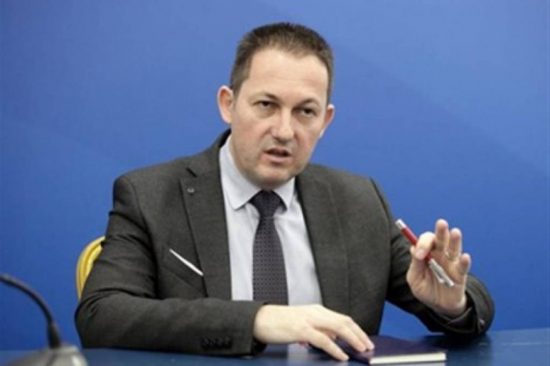 Πέτσας: Η συμφωνία με τις ΗΠΑ επιφυλάσσει προφανή θετικά οφέλη για τα εθνικά συμφέροντα